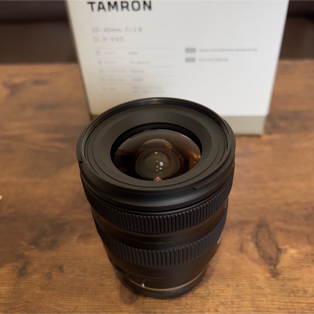 TAMRON(タムロン)のほぼ新品タムロン20-40mm F2.8 DiⅢ VXD(Model A062) スマホ/家電/カメラのカメラ(レンズ(ズーム))の商品写真