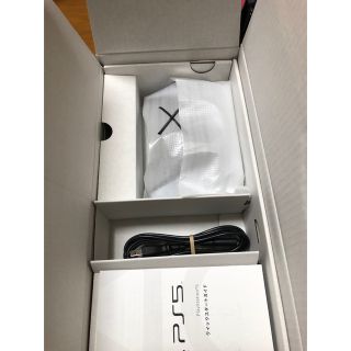 PS5   未使用品　通常版(家庭用ゲーム機本体)