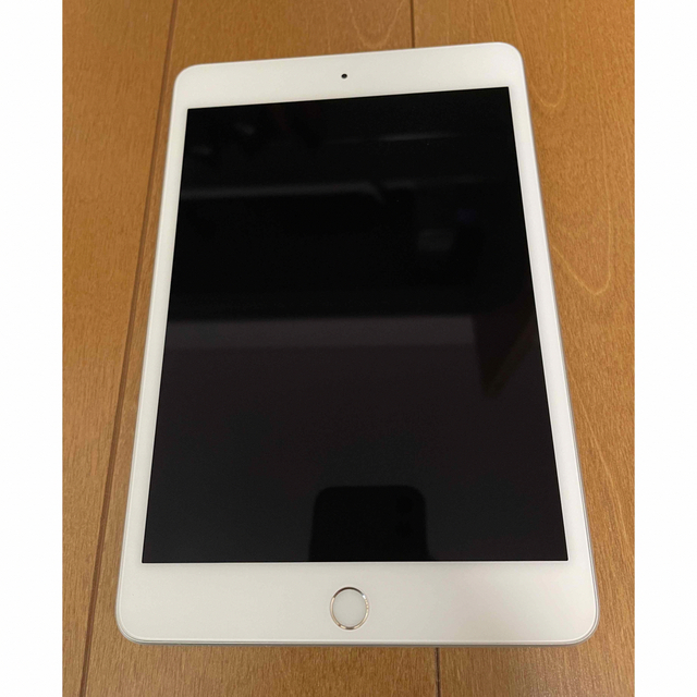 3005g厚さ第5世代　Apple iPad mini 5 Wi-Fi 64GB シルバー