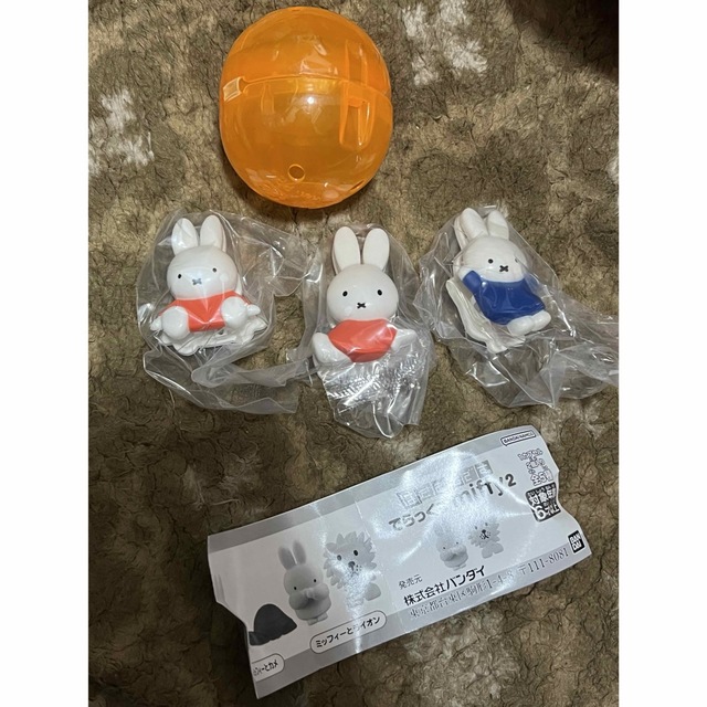 miffy(ミッフィー)のミッフィー はさむんです でらっくすmiffy2 ガチャガチャ エンタメ/ホビーのおもちゃ/ぬいぐるみ(キャラクターグッズ)の商品写真