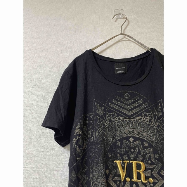 ZARA(ザラ)のZARA MAN ザラ 刺繍V.R. Tシャツ　S メンズのトップス(Tシャツ/カットソー(半袖/袖なし))の商品写真