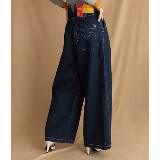 Levi's(リーバイス)のWIDE フレア トラウザー AZURITE RINSE レディースのパンツ(カジュアルパンツ)の商品写真