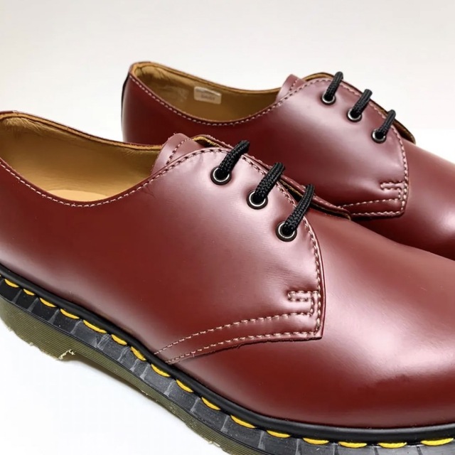 Dr.Martens(ドクターマーチン)の未使用 ドクターマーチン × コムデギャルソン ３ホール レザーシューズ 英国製 レディースの靴/シューズ(ローファー/革靴)の商品写真