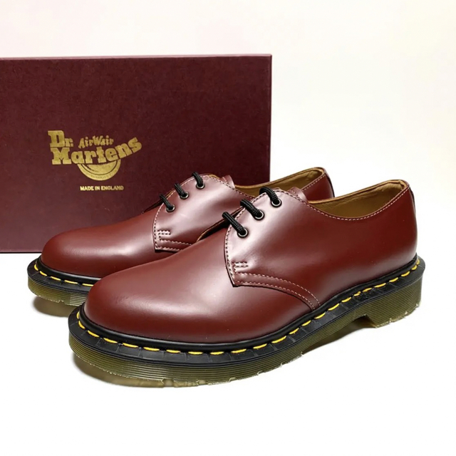 Dr.Martens(ドクターマーチン)の未使用 ドクターマーチン × コムデギャルソン ３ホール レザーシューズ 英国製 レディースの靴/シューズ(ローファー/革靴)の商品写真