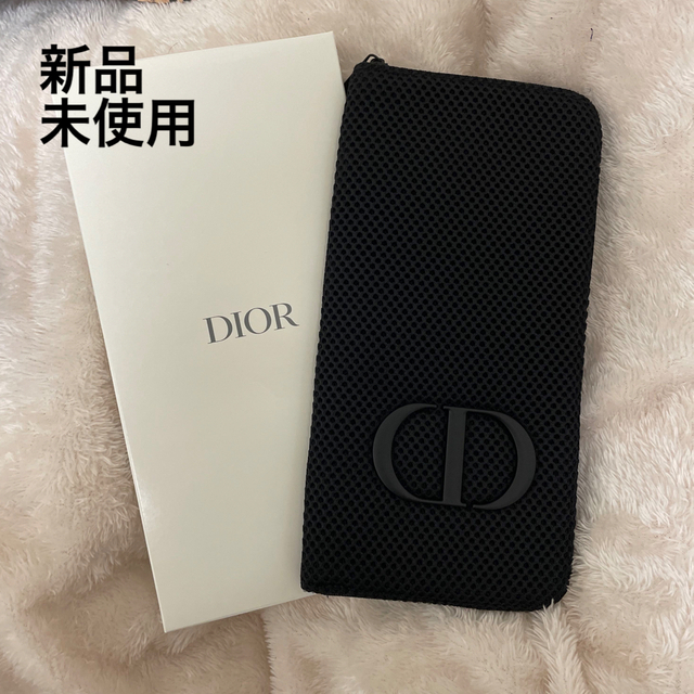 Christian Dior(クリスチャンディオール)のDior ブラシポーチ エンタメ/ホビーのエンタメ その他(その他)の商品写真