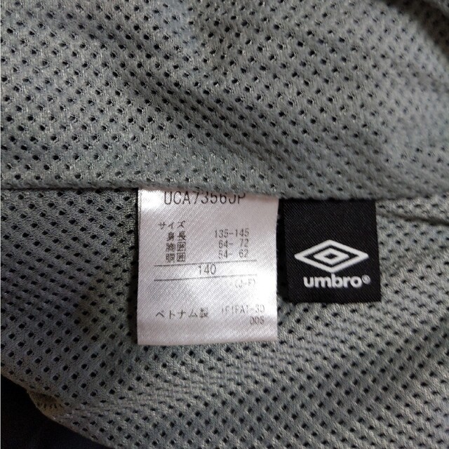 UMBRO(アンブロ)のUMBRO★140センチまとめ売りジャンク品 キッズ/ベビー/マタニティのキッズ服男の子用(90cm~)(Tシャツ/カットソー)の商品写真