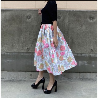 THE HANY ジャガード花柄スカート A151