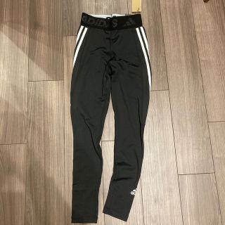 アディダス(adidas)の【新品タグ付き】adidas タイトタイツ 黒 ブラック(ワークパンツ/カーゴパンツ)