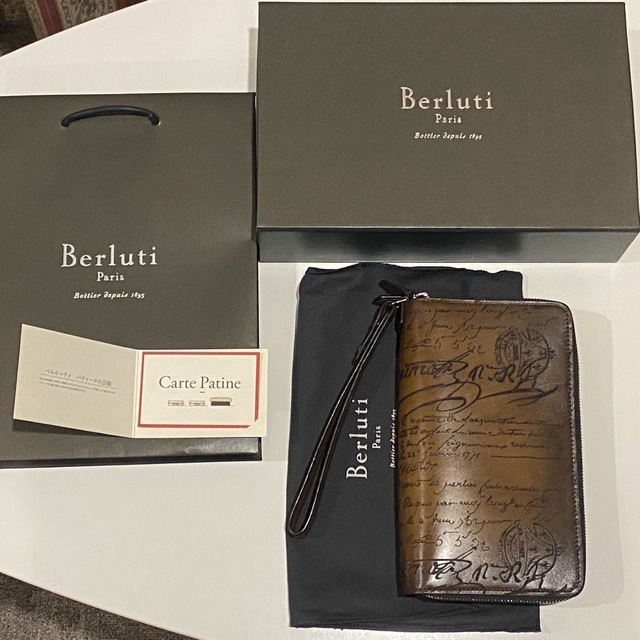 人気商品】 Berluti - ロングジップウォレット スクリットレザー