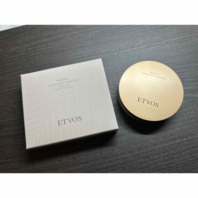 ETVOS(エトヴォス)のエトヴォスミネラルグロウスキンクッション ナチュラルピンク　 コスメ/美容のベースメイク/化粧品(ファンデーション)の商品写真