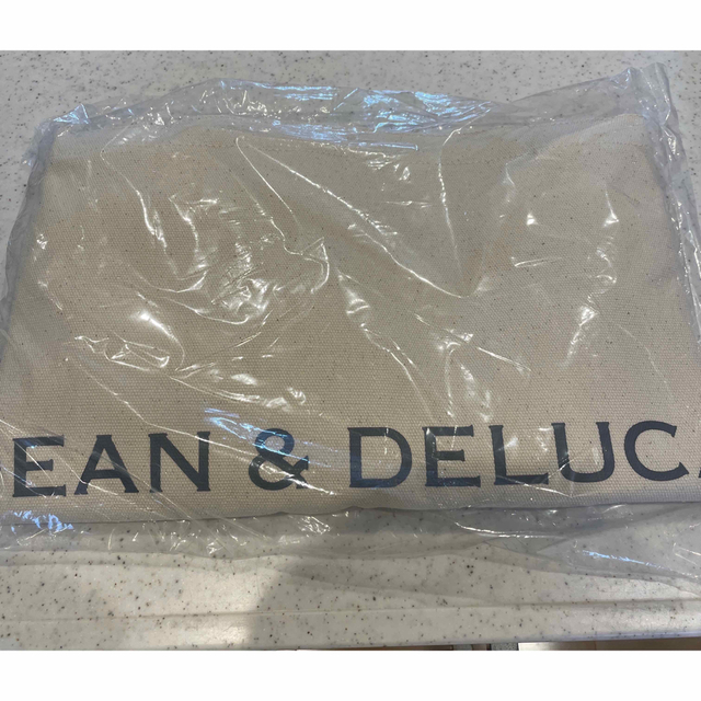 DEAN & DELUCA(ディーンアンドデルーカ)のDEAN＆DELUCA  ビッグトートバッグ　ディーン＆デルーカ レディースのバッグ(エコバッグ)の商品写真