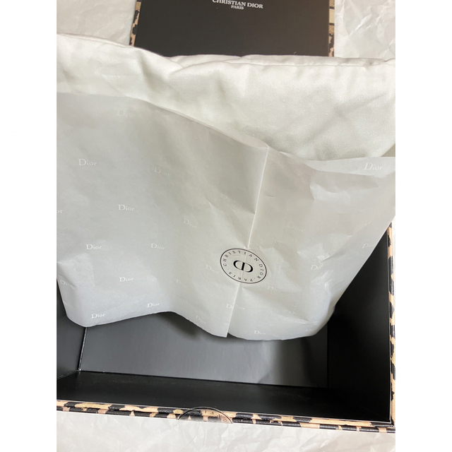 Christian Dior(クリスチャンディオール)の【貴重】ディオール　ギフトボックス　お箱　ミッツァ　レオパード柄　限定　非売品 レディースのバッグ(ショップ袋)の商品写真