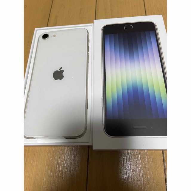 Apple iPhone SE 第3世代 64GB スターライト MMYD3J…