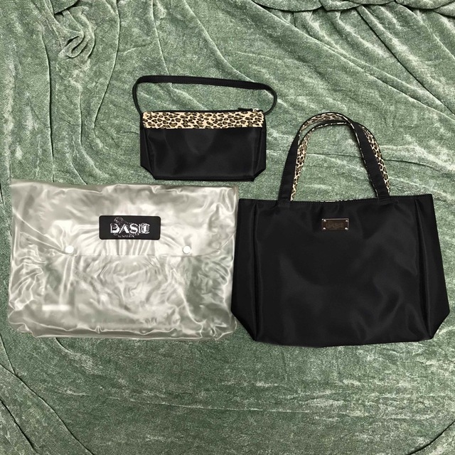 KRIZIA - BASIC by KRIZIA トートバッグの通販 by ルヂャ's shop