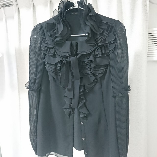 美品○cotoo○黒シフォンブラウス○フリル×リボン○TO BE CHIC