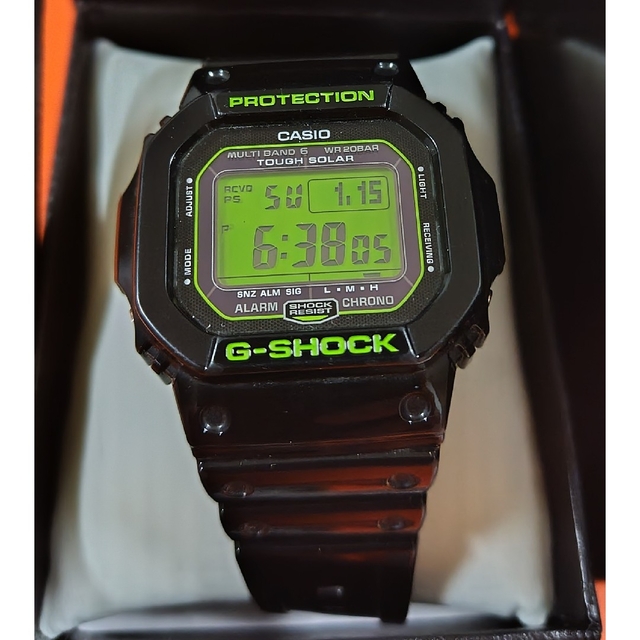 G-SHOCK(ジーショック)のG-SHOCK 電波ソーラー GW-M5610B-1JF 黒×グリーン メンズの時計(腕時計(デジタル))の商品写真