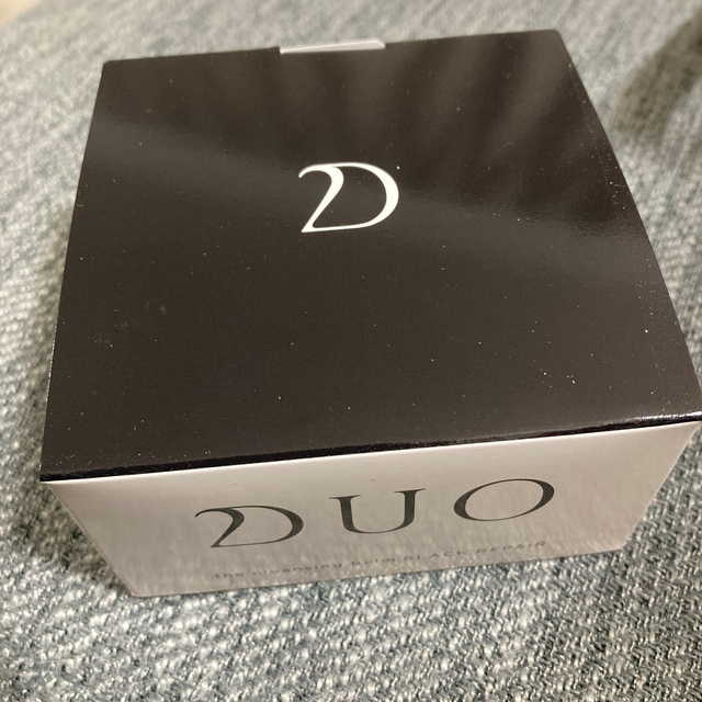 DUO(デュオ)の新品未使用　DUO  ブラックリペア  コスメ/美容のスキンケア/基礎化粧品(クレンジング/メイク落とし)の商品写真