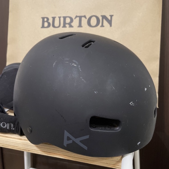 BURTON(バートン)のBURTON anon # ヘルメット スポーツ/アウトドアのスノーボード(ウエア/装備)の商品写真
