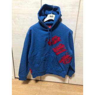 シュプリーム(Supreme)の新品同様綺麗 即完売モデル シュプリーム 刺繍ロゴ パーカー(パーカー)