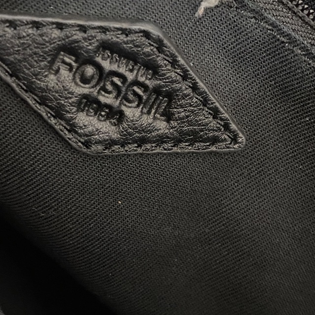 FOSSIL(フォッシル)のFOSSIL フォッシル　ショルダーバッグ　斜めがけ　レザー　縞々 レディースのバッグ(ショルダーバッグ)の商品写真