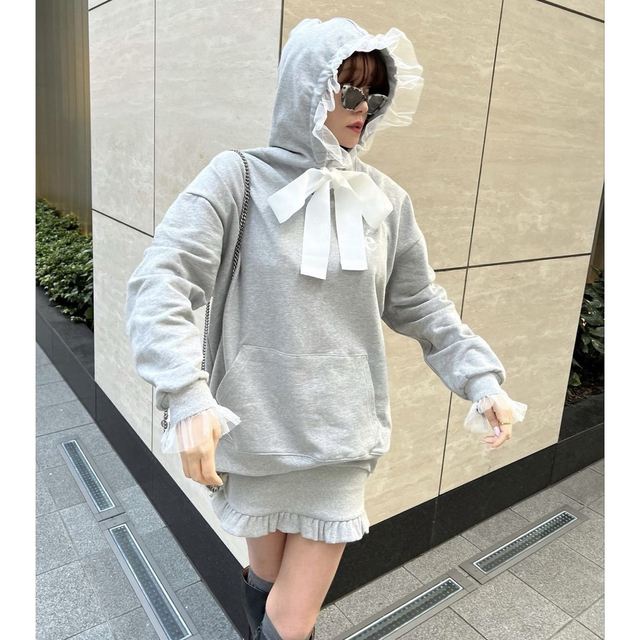 épine エピヌ é tulle ribbon hoodie リボンフーディー