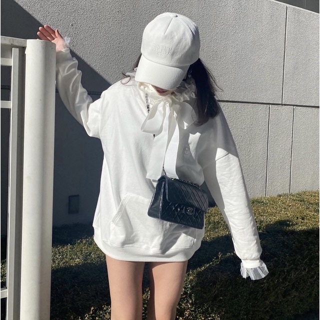 epine エピヌ é tulle ribbon hoodie white