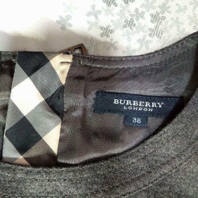 BURBERRY(バーバリー)のBURBERRY　LONDON　ワンピース　38　ウール100％ レディースのワンピース(ひざ丈ワンピース)の商品写真