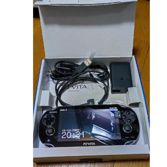 SONY PlayStationVITA 本体  PCH-1100 AB01