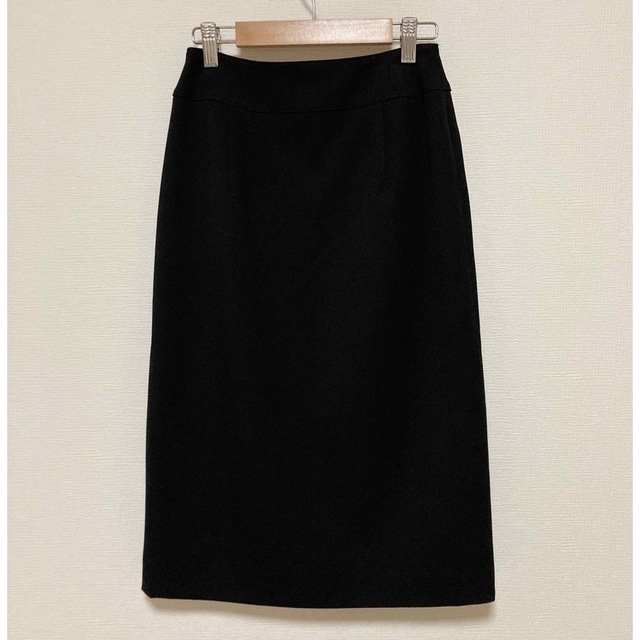 NATURAL BEAUTY BASIC(ナチュラルビューティーベーシック)のNATURAL BEAUTY BASIC ZIPディテールタイトスカート レディースのスカート(ひざ丈スカート)の商品写真