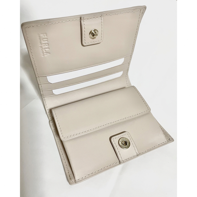 Furla(フルラ)のFURULA/フルラ　折財布 （新品） レディースのファッション小物(財布)の商品写真
