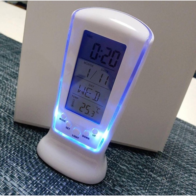 新品】 LEDアラーム付き電子時計 温度計