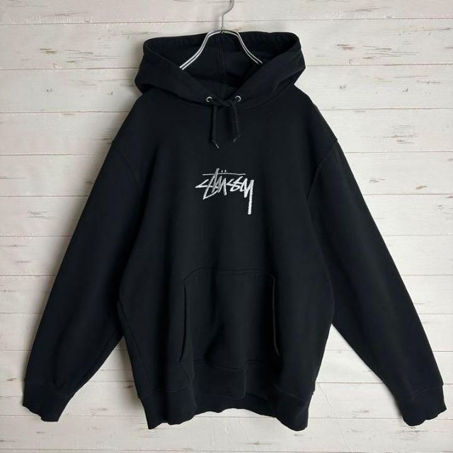 STUSSY - 《即完売モデル》ステューシー☆入手困難 パーカー センター