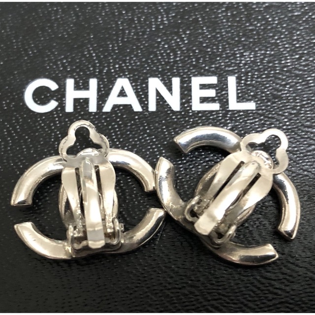 CHANEL イヤリング　シャネル