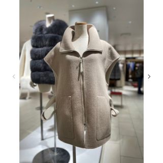 マックスマーラ(Max Mara)の【セール中】u-big 石井毛皮ウールダブルフェイスフレンチスリーブジレ　ベスト(ベスト/ジレ)