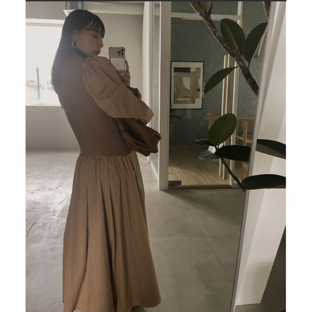 評判 アメリヴィンテージ KNIT DOCKING VOLUME DRESS