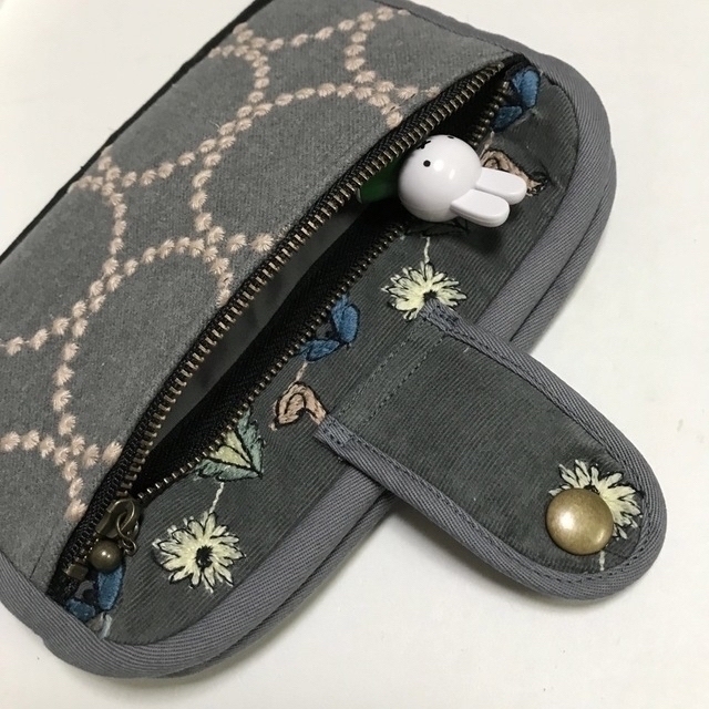 お値打ち ミナペルホネン カドルパース 財布 forest diamond 完売の