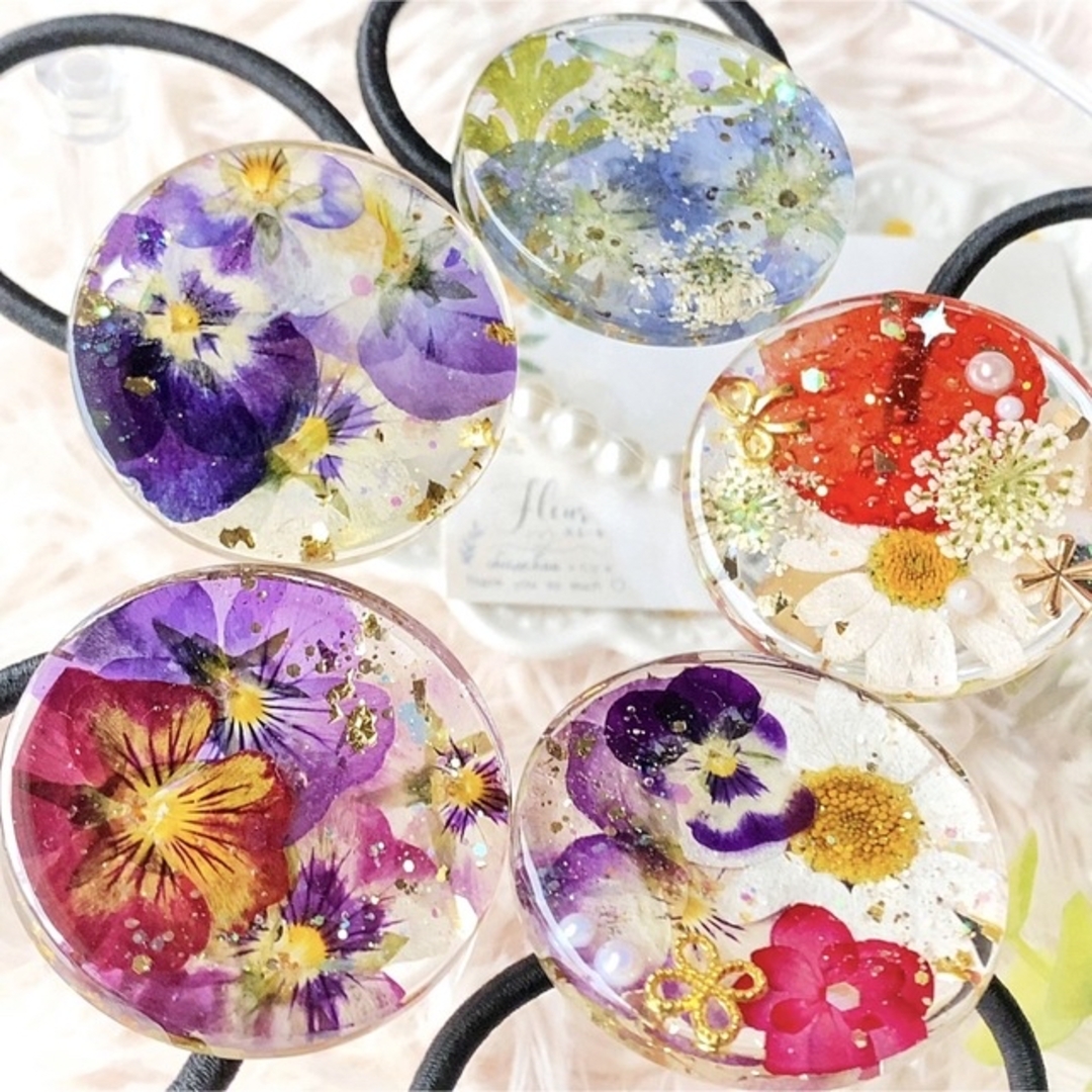 ハンドメイド 押し花 レジンヘアゴム① ハンドメイド 押し花 レジンヘアゴム①