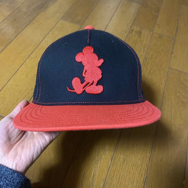Disney(ディズニー)のディズニー　ニューエラキャップ　ミッキー レディースの帽子(キャップ)の商品写真