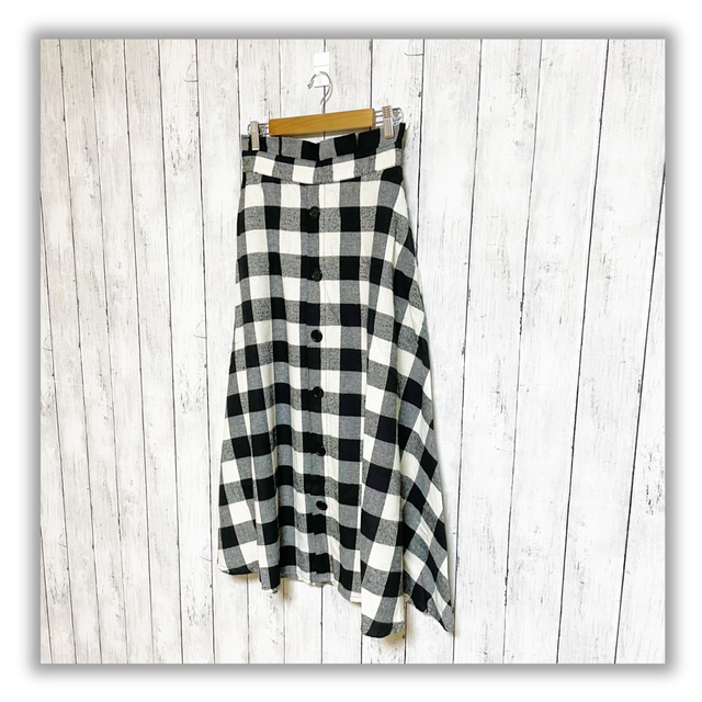 チャームベリーチック/CHARM BERRY TIC　ロングスカート　Mサイズ レディースのスカート(ロングスカート)の商品写真