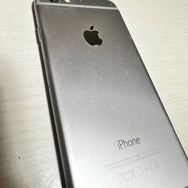 iPhone6 64GB シルバー Apple バッテリ新品交換済み