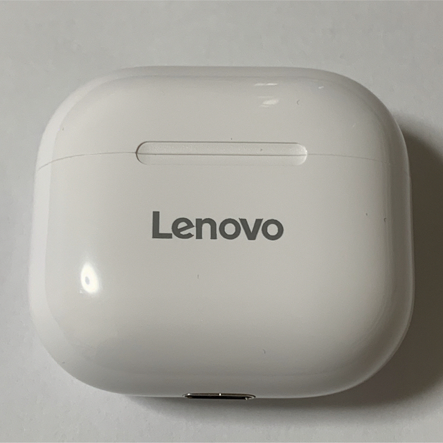 Lenovo(レノボ)のレノボ　イヤホン スマホ/家電/カメラのオーディオ機器(ヘッドフォン/イヤフォン)の商品写真