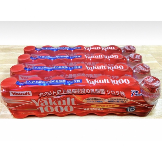 Yakult(ヤクルト)のヤクルト1000 Yakult1000 ４パック 食品/飲料/酒の飲料(ソフトドリンク)の商品写真