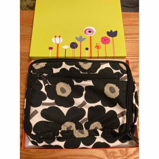 マリメッコ(marimekko)の（さくら様専用）マリメッコオムツポーチ(ベビーおむつバッグ)