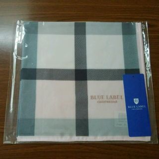 バーバリー(BURBERRY)の《新品》ブルーレーベル　ハンカチ(ハンカチ)