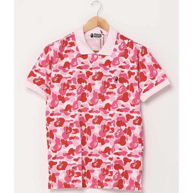 A BATHING APE(アベイシングエイプ)のピンク　カモフラージュ柄　Tシャツ メンズのトップス(Tシャツ/カットソー(半袖/袖なし))の商品写真