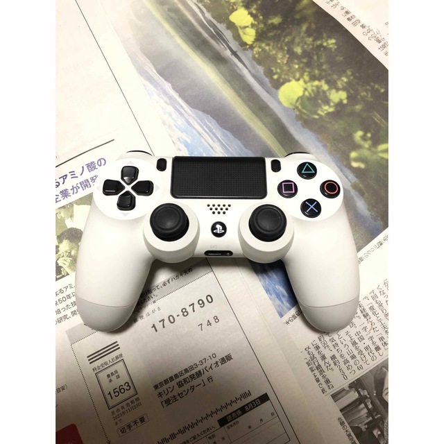 PlayStation4(プレイステーション4)のPlayStation®4 500GB CUH-1100AB02 エンタメ/ホビーのゲームソフト/ゲーム機本体(家庭用ゲーム機本体)の商品写真