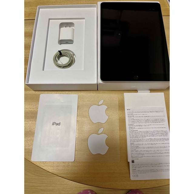 美品APPLE IPAD 第9世代 wi-fi 256GBとキーボードセット | www.jarussi