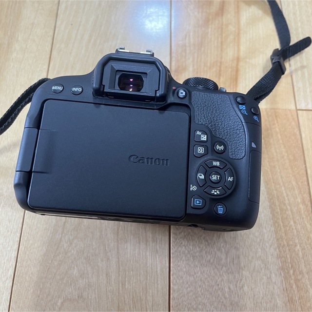 canon eoskiss x9i  一眼レフ ダブルズームキット 本体セット