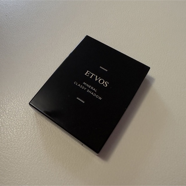 ETVOS(エトヴォス)のetvos 廃盤品エトヴォス　ミネラルクラッシィシャドー / サンライズデュー コスメ/美容のベースメイク/化粧品(アイシャドウ)の商品写真