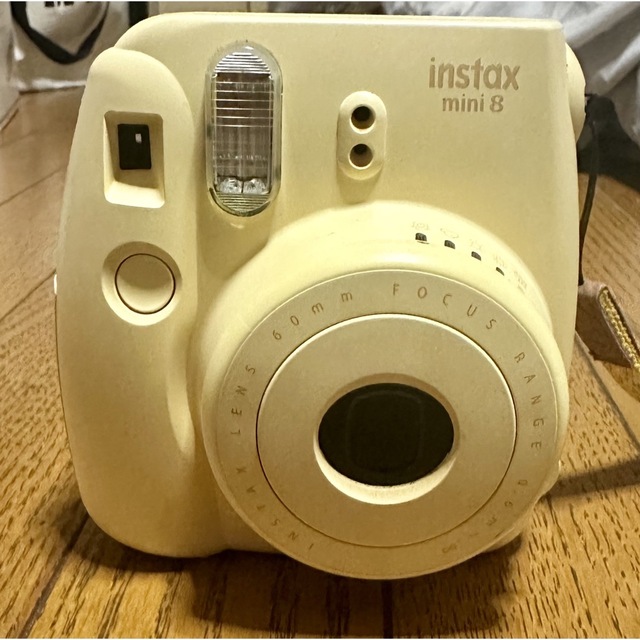 富士フイルム(フジフイルム)の富士フイルム INSTAX MINI8 N YELLOW スマホ/家電/カメラのカメラ(フィルムカメラ)の商品写真